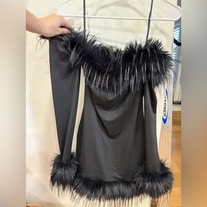 SHEIN Black Faux Fur Trim Outfit